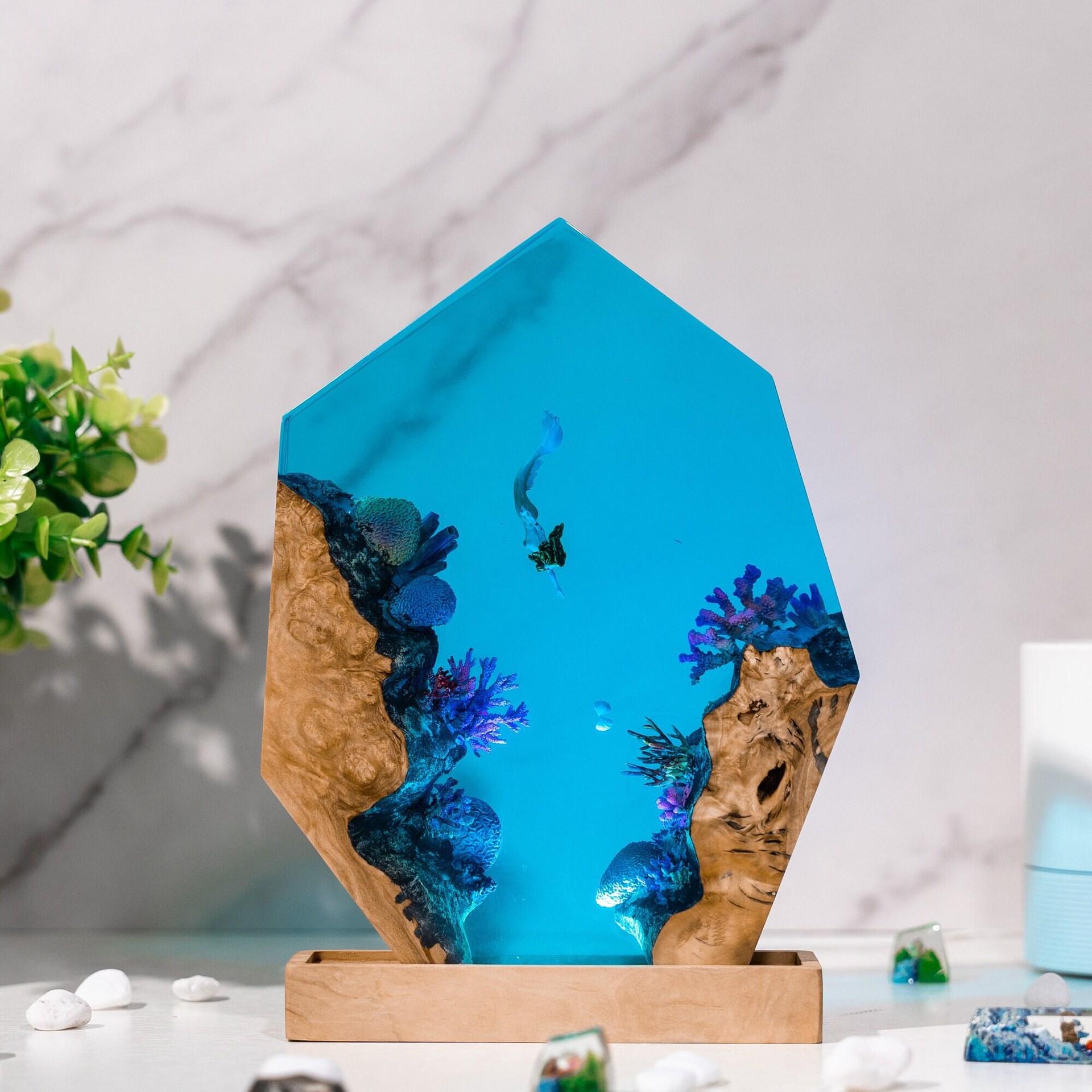 Customized Items Resin Table L - Room Decor Lighting Lamp avaliação e preço