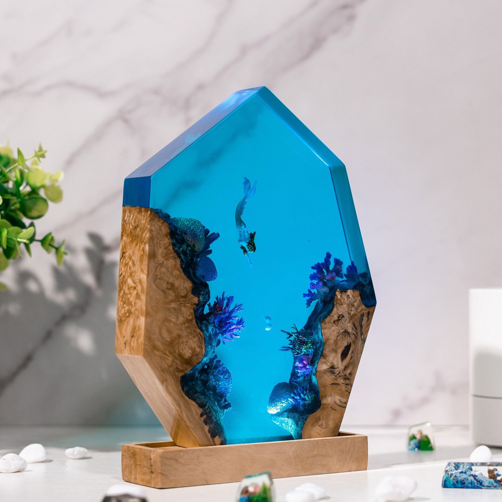 Customized Items Resin Table L - Room Decor Lighting Lamp avaliação e preço