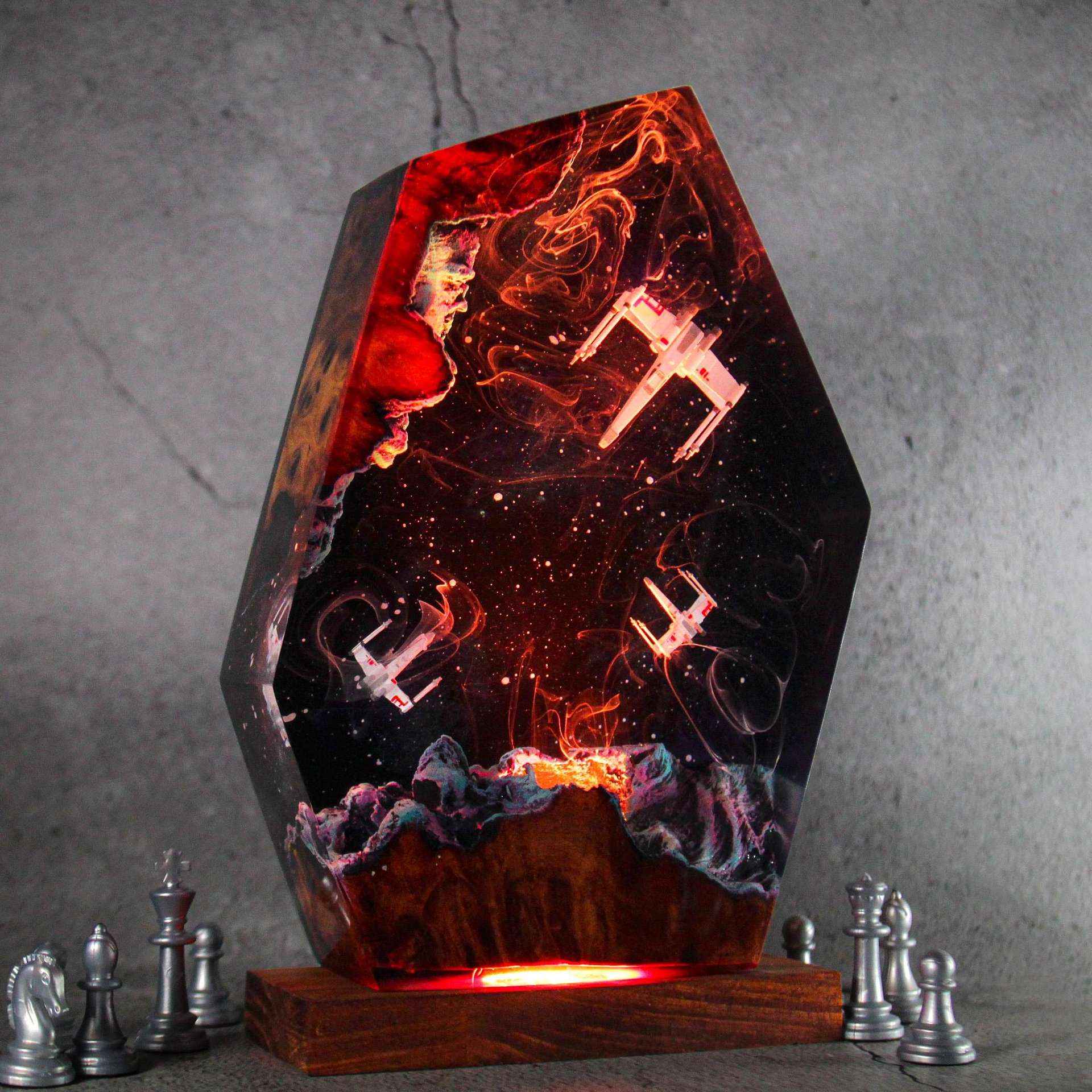 Customized Items Resin Table L - Room Decor Lighting Lamp avaliação e preço