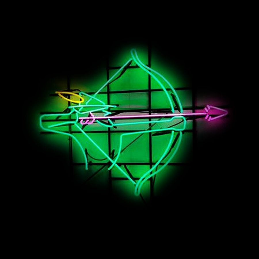 Man With Arrow Neon Sign Love  - Decor Lighting Sales avaliação e preço